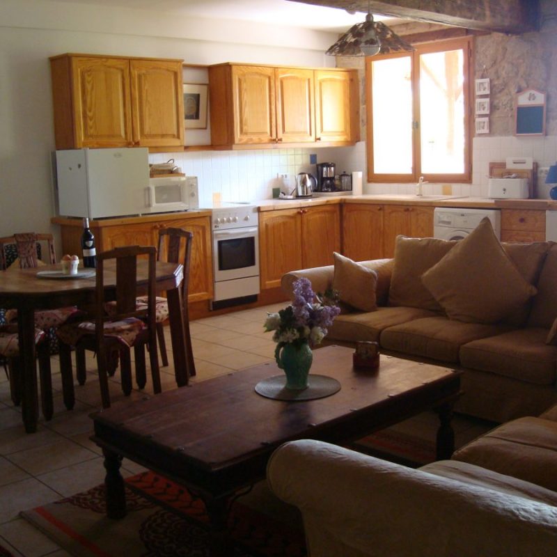 Drake Cottage, open plan living